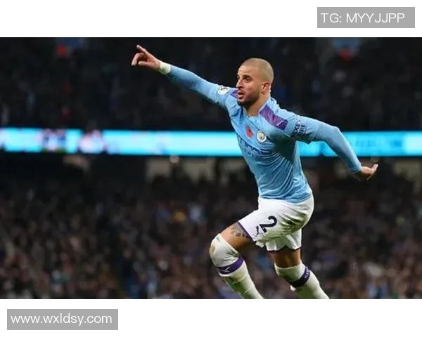 足球明星高清图片集锦展现全球顶尖球员风采与激情瞬间